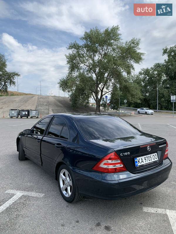 Седан Mercedes-Benz C-Class 2004 в Киеве фото 6 Седан Mercedes-Benz C-Class 2004 в Киеве
