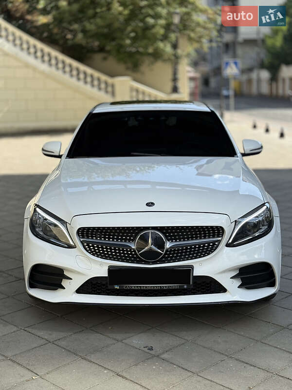 Mercedes-Benz C-Class 2018
