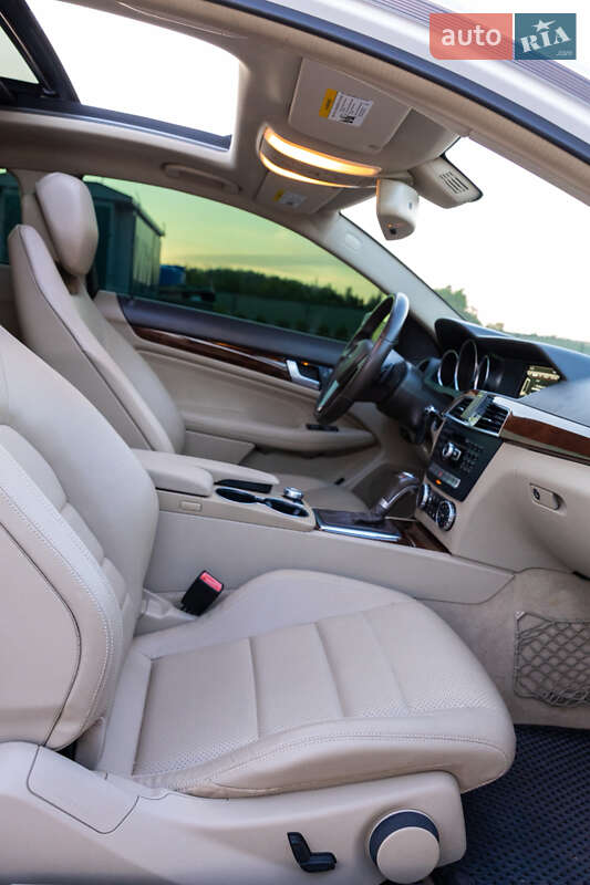 Купе Mercedes-Benz C-Class 2014 в Вінниці