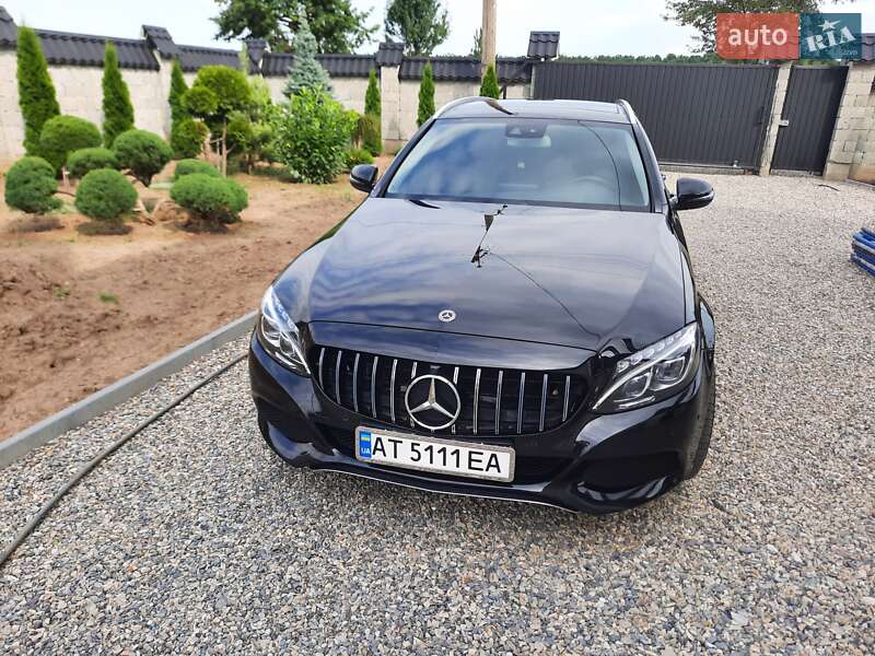 Універсал Mercedes-Benz C-Class 2017 в Івано-Франківську