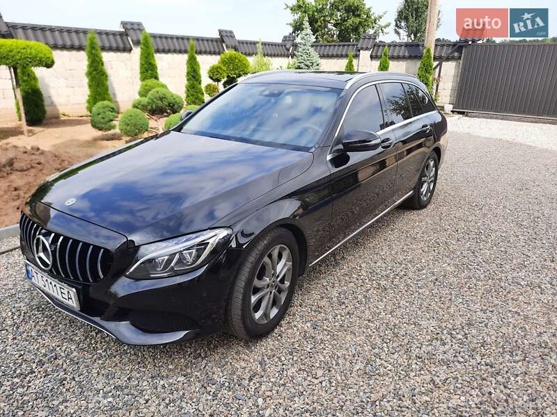Універсал Mercedes-Benz C-Class 2017 в Івано-Франківську