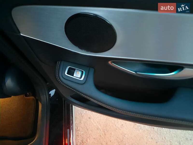 Універсал Mercedes-Benz C-Class 2017 в Івано-Франківську