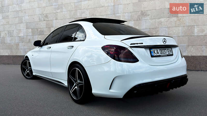 Седан Mercedes-Benz C-Class 2016 в Києві