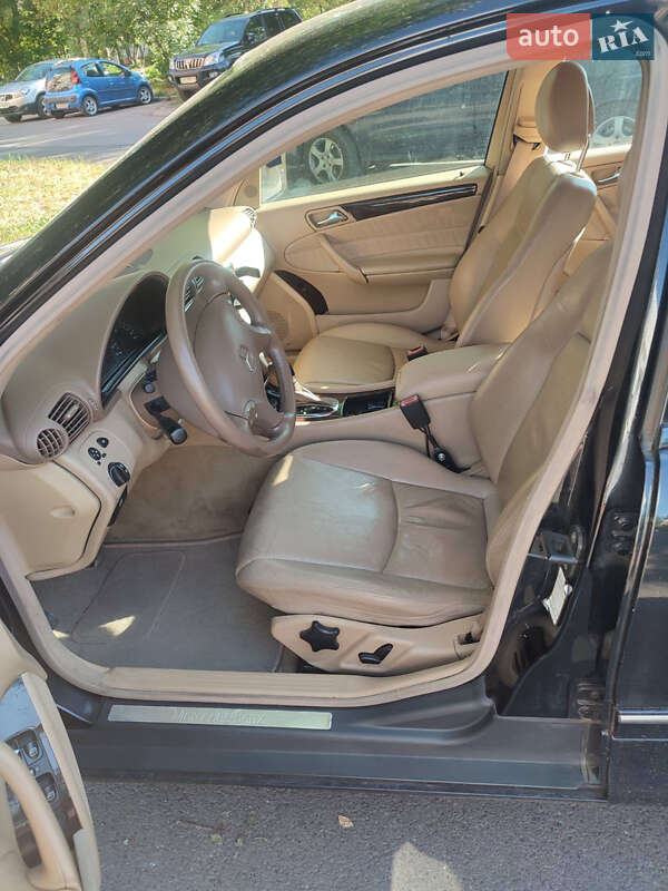 Седан Mercedes-Benz C-Class 2000 в Ужгороді