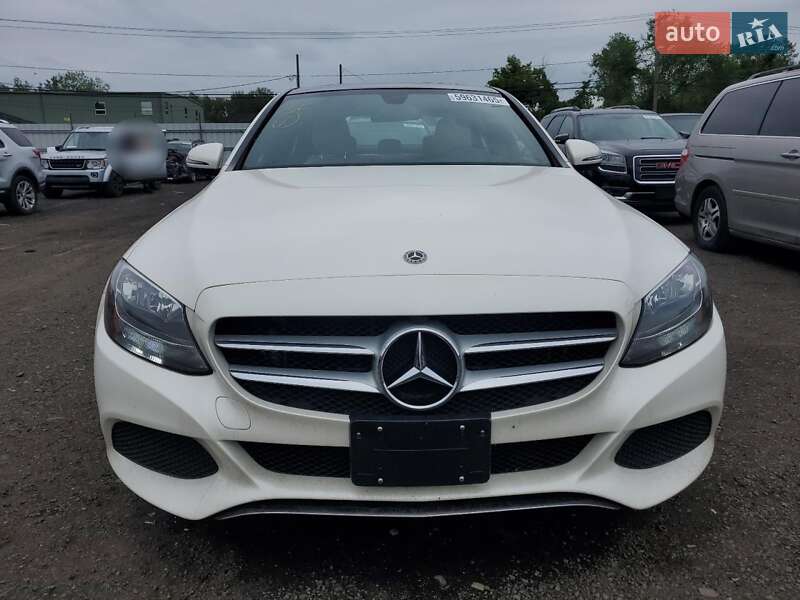 Седан Mercedes-Benz C-Class 2017 в Львове