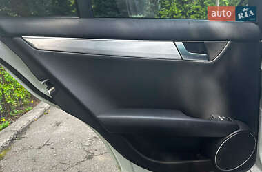 Седан Mercedes-Benz C-Class 2012 в 