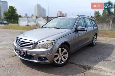 Універсал Mercedes-Benz C-Class 2008 в Києві