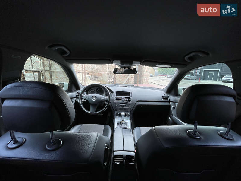 Седан Mercedes-Benz C-Class 2009 в Ивано-Франковске фото 8 Седан Mercedes-Benz C-Class 2009 в Ивано-Франковске