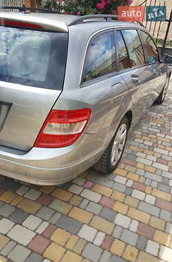 Универсал Mercedes-Benz C-Class 2010 в 