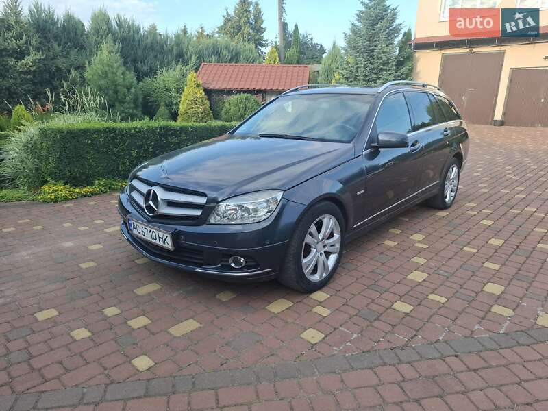 Универсал Mercedes-Benz C-Class 2009 в 