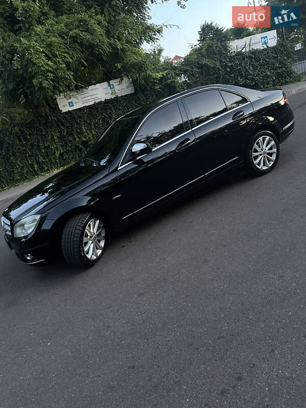 Mercedes-Benz C-Class 2008