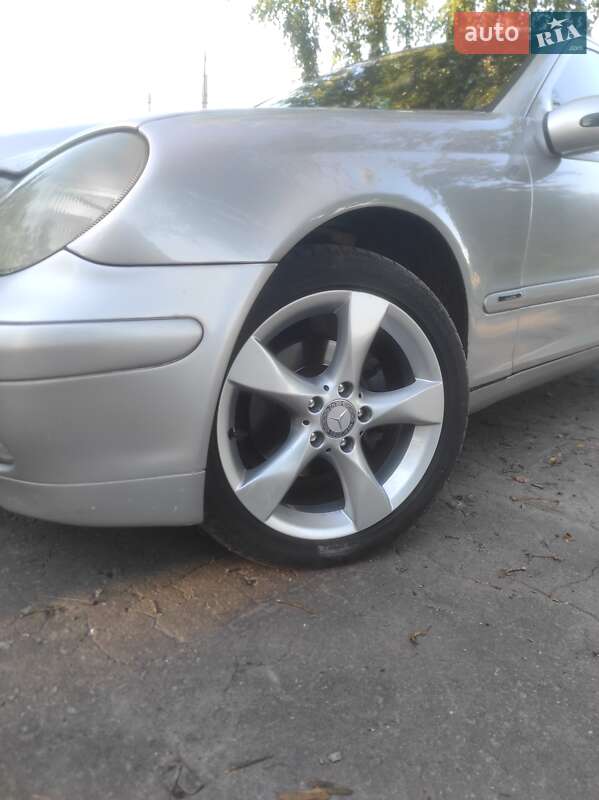 Седан Mercedes-Benz C-Class 2000 в Умани