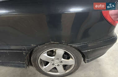 Купе Mercedes-Benz C-Class 2001 в 