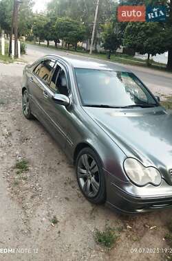 Седан Mercedes-Benz C-Class 2000 в 