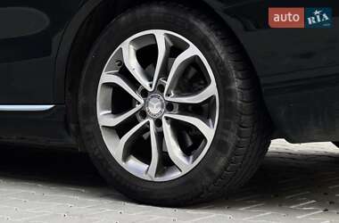 Седан Mercedes-Benz C-Class 2015 в 