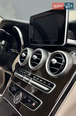 Седан Mercedes-Benz C-Class 2015 в 