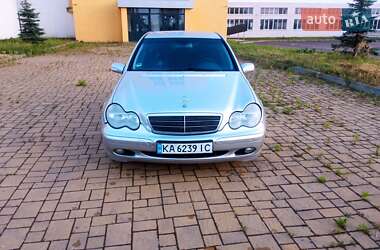 Седан Mercedes-Benz C-Class 2000 в Ровно