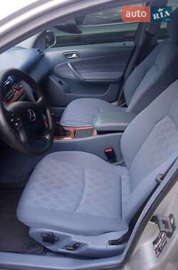 Седан Mercedes-Benz C-Class 2000 в 