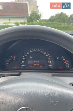 Универсал Mercedes-Benz C-Class 2003 в 