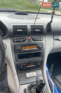 Универсал Mercedes-Benz C-Class 2003 в 