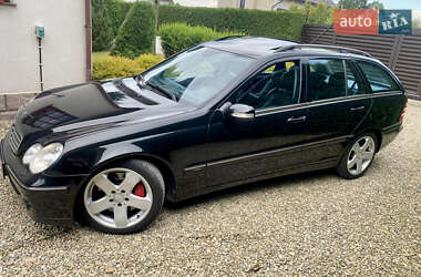 Универсал Mercedes-Benz C-Class 2004 в 