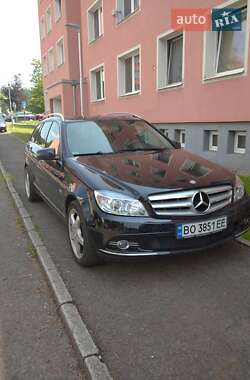 Mercedes-Benz C-Class 2010 Mercedes-Benz C-Class 2010