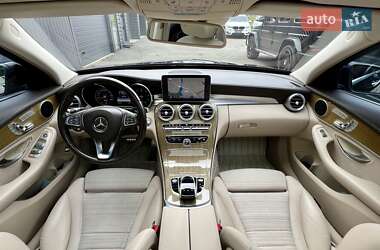 Седан Mercedes-Benz C-Class 2015 в 