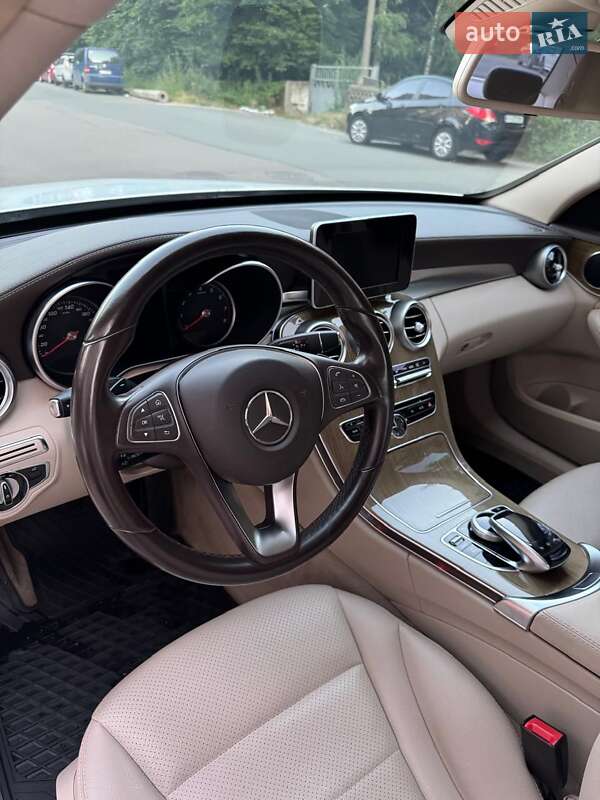 Седан Mercedes-Benz C-Class 2014 в Киеве