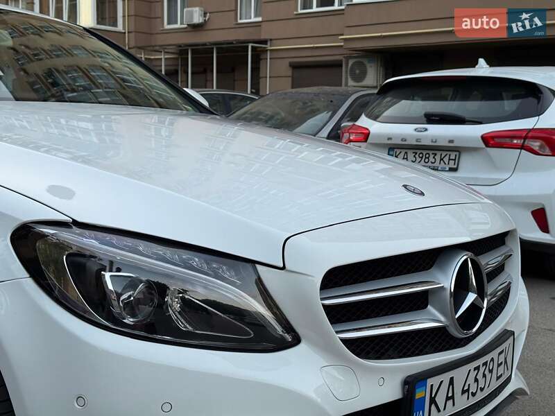 Седан Mercedes-Benz C-Class 2014 в Киеве