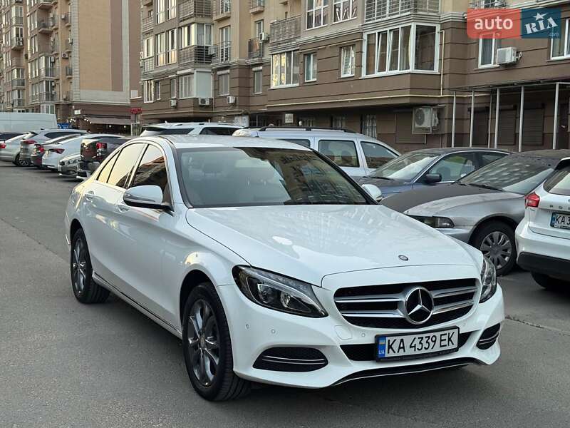 Седан Mercedes-Benz C-Class 2014 в Киеве