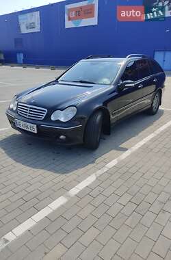 Универсал Mercedes-Benz C-Class 2004 в Виннице