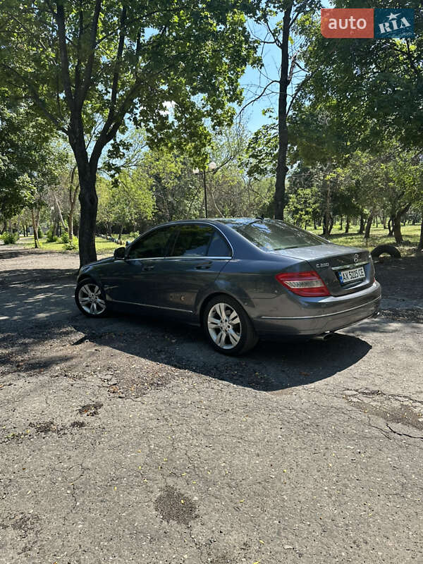 Седан Mercedes-Benz C-Class 2007 в Краматорске