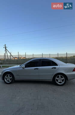 Седан Mercedes-Benz C-Class 2003 в 