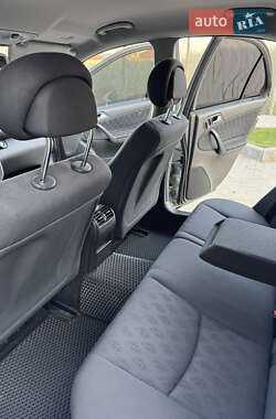 Седан Mercedes-Benz C-Class 2003 в 
