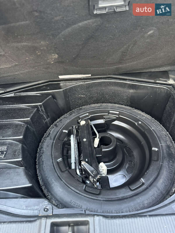 Седан Mercedes-Benz C-Class 2003 в Луцьку фото 61 Седан Mercedes-Benz C-Class 2003 в Луцьку