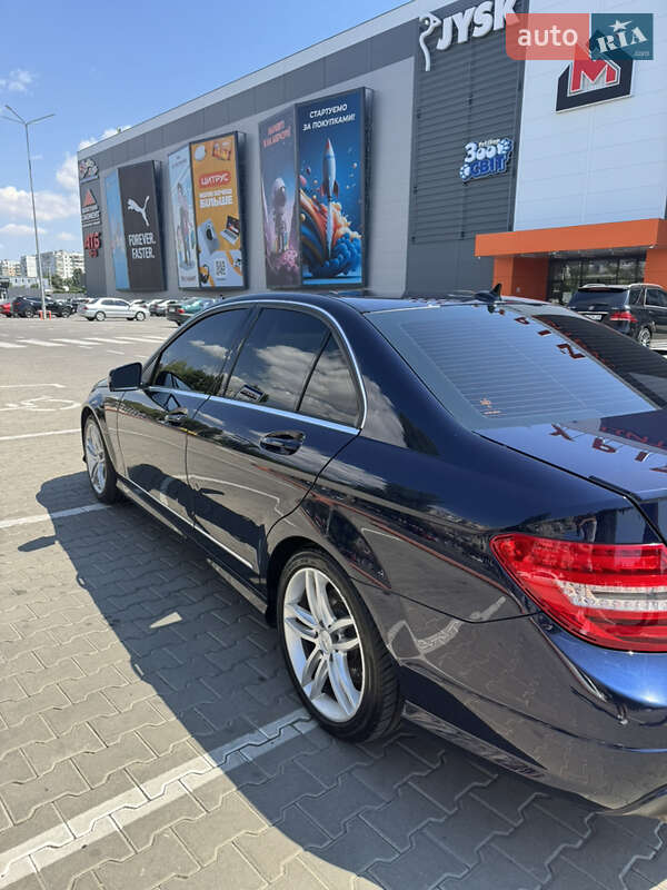 Седан Mercedes-Benz C-Class 2014 в Одесі