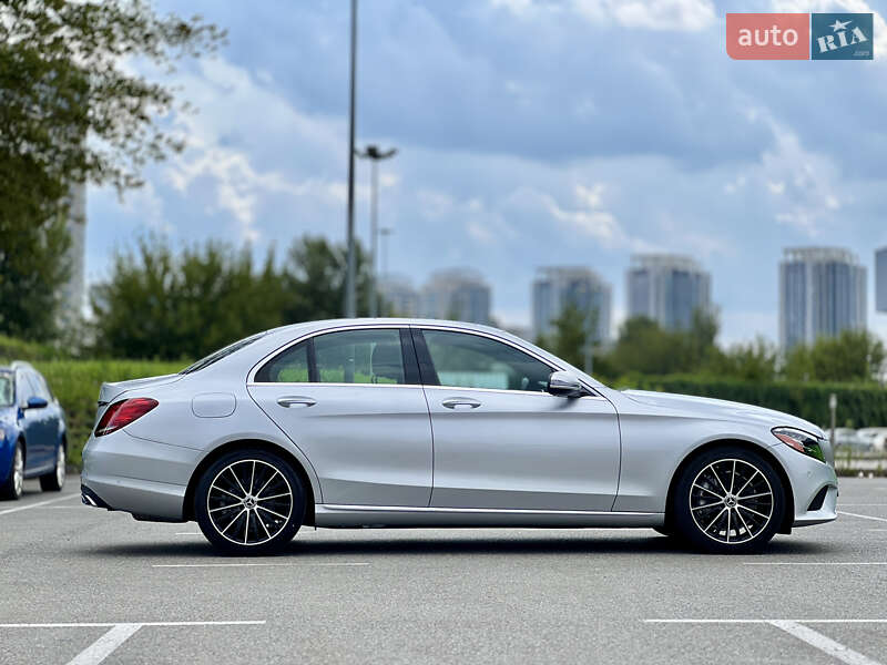 Седан Mercedes-Benz C-Class 2020 в Киеве