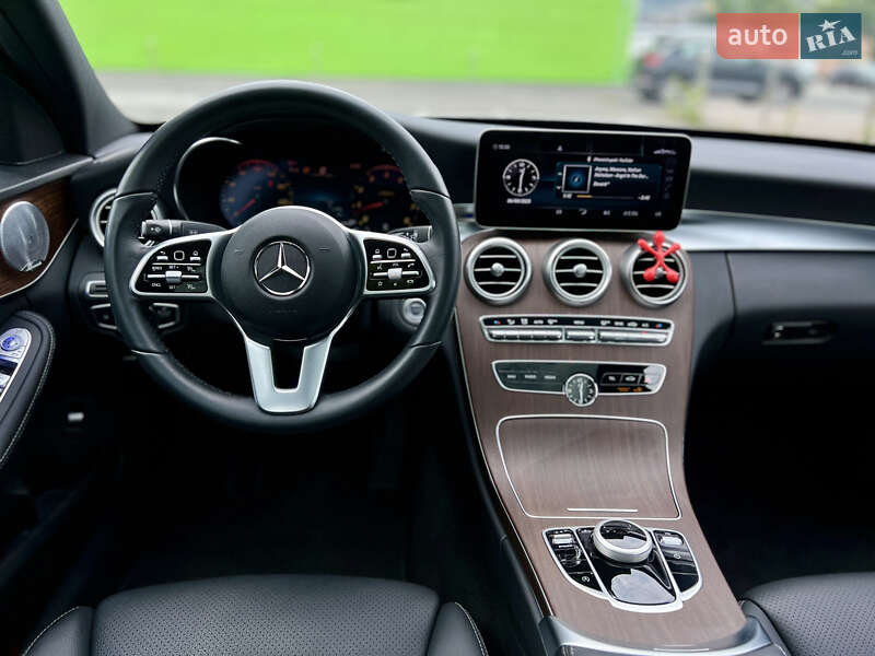 Седан Mercedes-Benz C-Class 2020 в Киеве