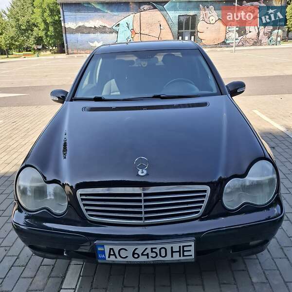 Седан Mercedes-Benz C-Class 2002 в 
