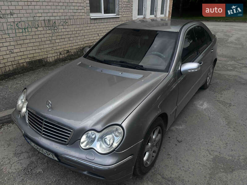 Mercedes-Benz C-Class 2002