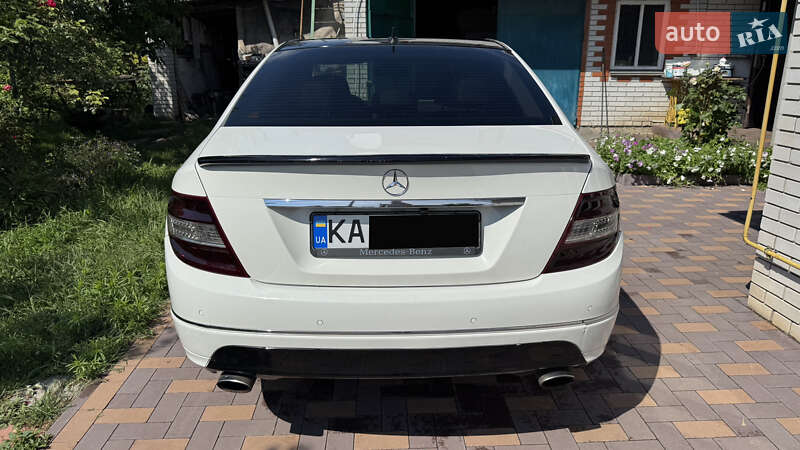 Mercedes-Benz C-Class 2007