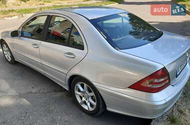 Седан Mercedes-Benz C-Class 2006 в 