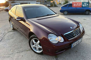 Купе Mercedes-Benz C-Class 2003 в 