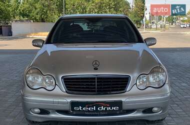 Седан Mercedes-Benz C-Class 2003 в 
