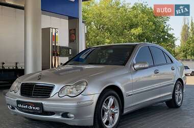 Седан Mercedes-Benz C-Class 2003 в 