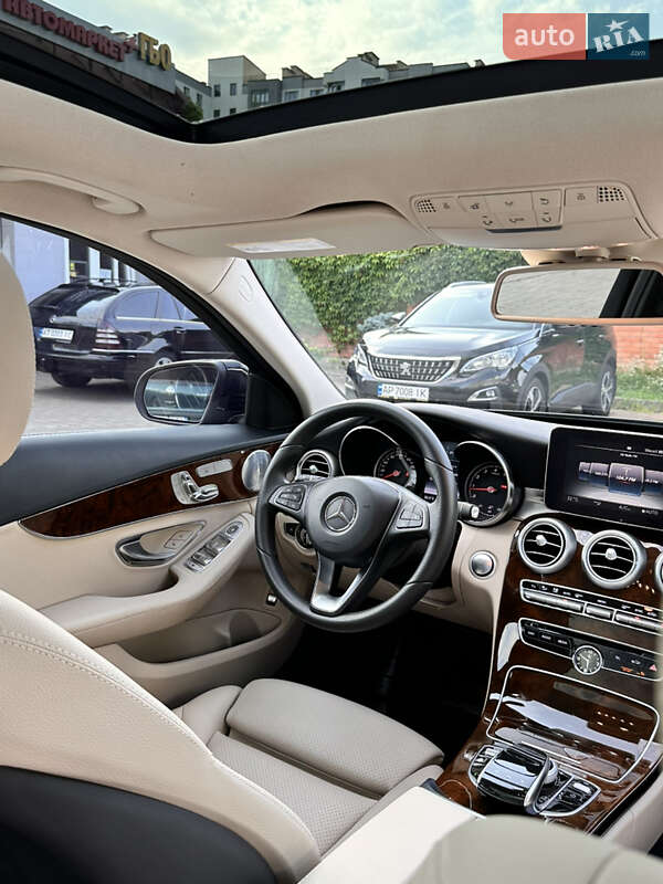 Седан Mercedes-Benz C-Class 2016 в Ивано-Франковске