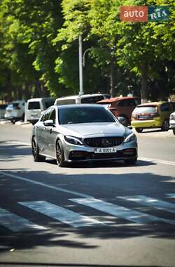 Седан Mercedes-Benz C-Class 2015 в Измаиле