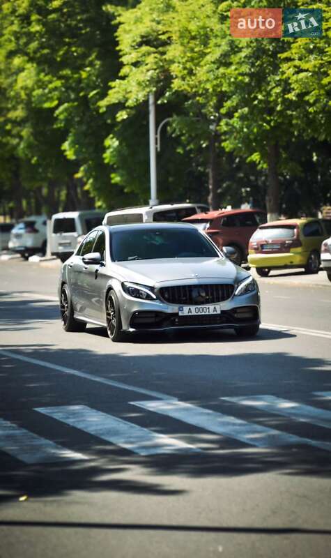Mercedes-Benz C-Class 2015