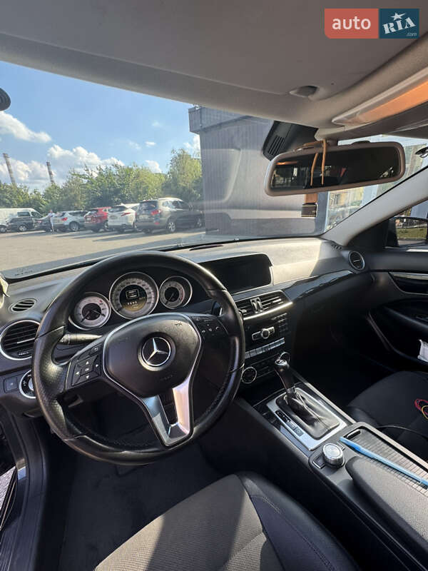 Купе Mercedes-Benz C-Class 2011 в Вінниці фото 9 Купе Mercedes-Benz C-Class 2011 в Вінниці