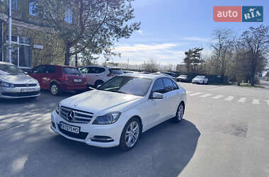 Mercedes-Benz C-Class 2011